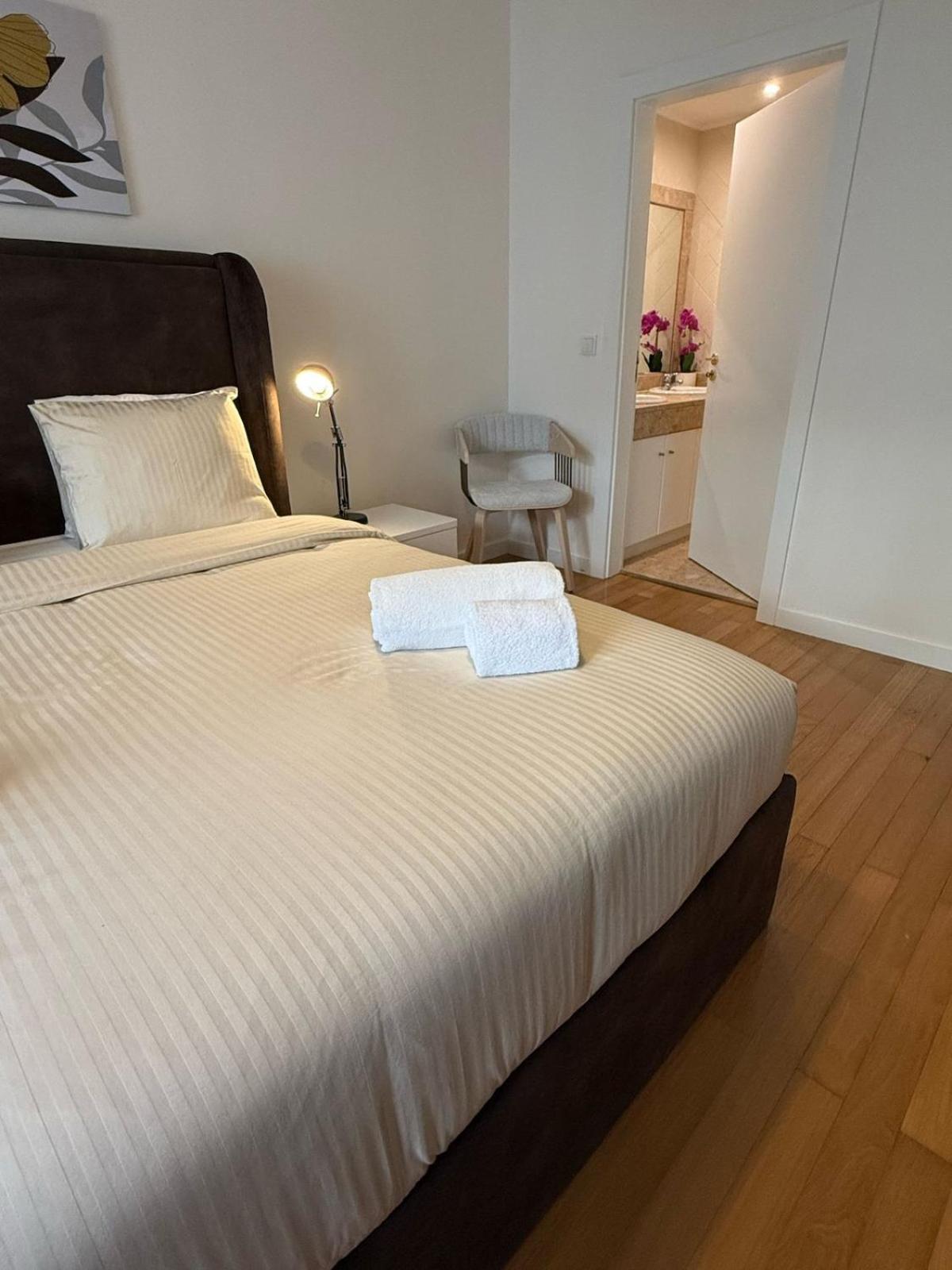 3br Emerald Expo Apartment *
