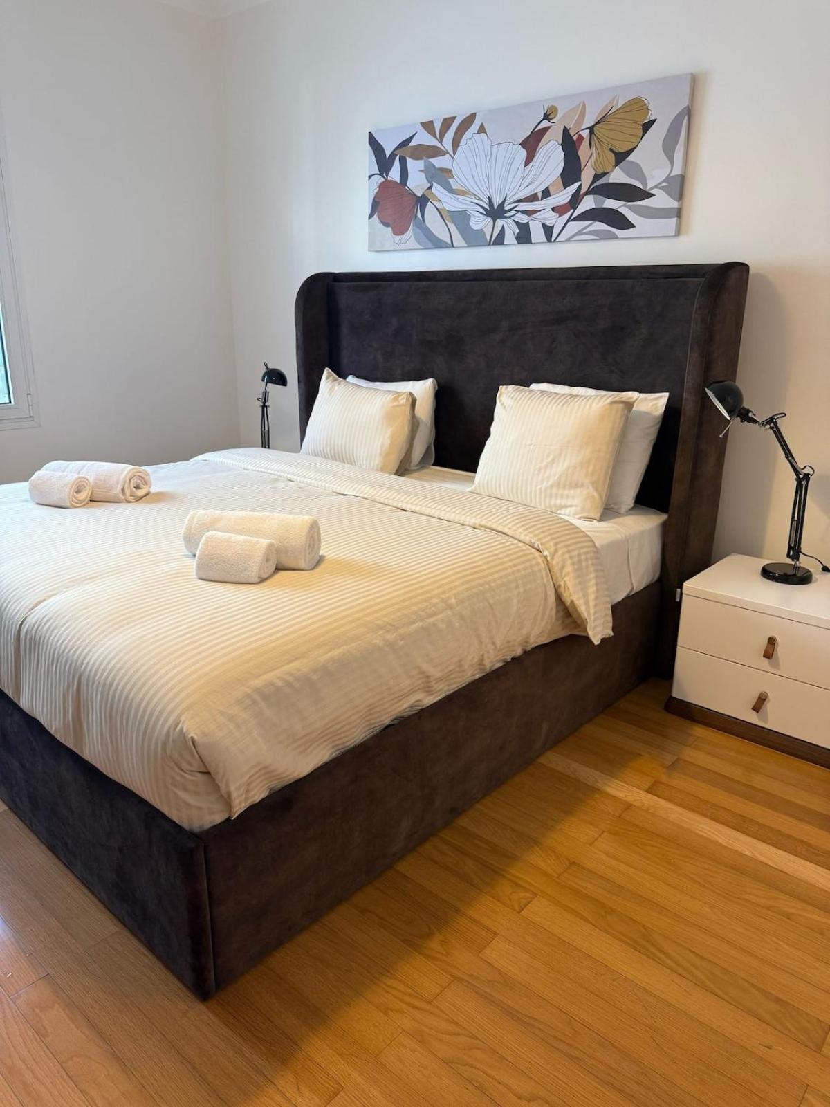 Apartment 3br Emerald Expo *